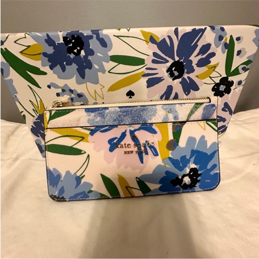 NWT Kate Spade Slim Wallet $149